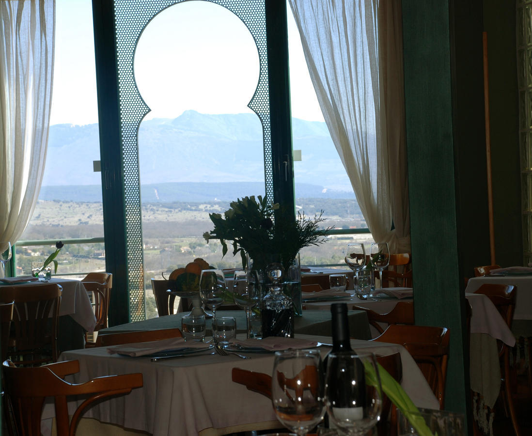 Hospederia El Arco Hotel Villavieja del Lozoya Buitenkant foto